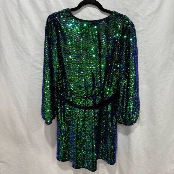 Baltic Born Sequin Dress XL Long Sleeve Belted V-Neck Homecoming Cocktail Rave - Picture 9 of 15